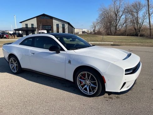 Used 2025 Dodge Charger R/T Scat Pack w/ Track Pack image 1