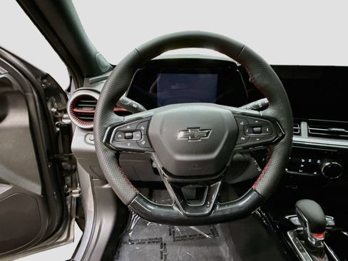New 2026 Chevrolet Trax RS w/ Sunroof Package FWD image 12