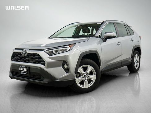 Used 2019 Toyota RAV4 XLE w/ Convenience Package AWD/4WD image 1