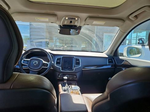 Used 2019 Volvo XC90 T6 Momentum w/ Advanced Package AWD/4WD image 10