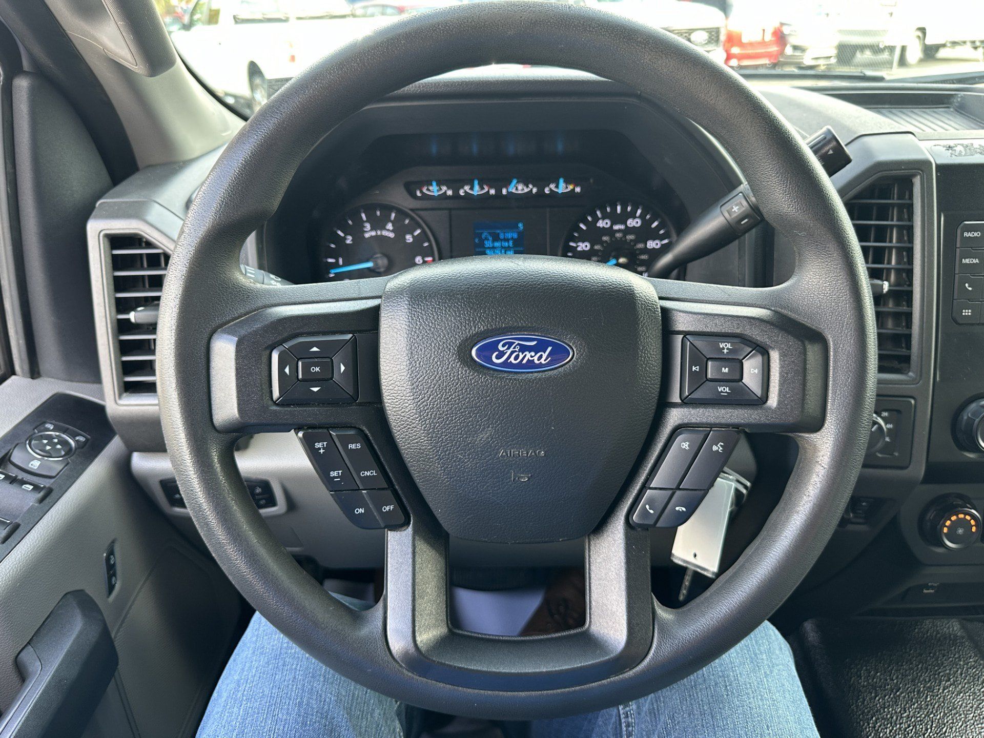 Used 2022 Ford F350 XL w/ Power Equipment Group AWD/4WD image 14