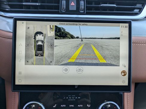 New 2026 Jaguar F-PACE R-Dynamic S image 15