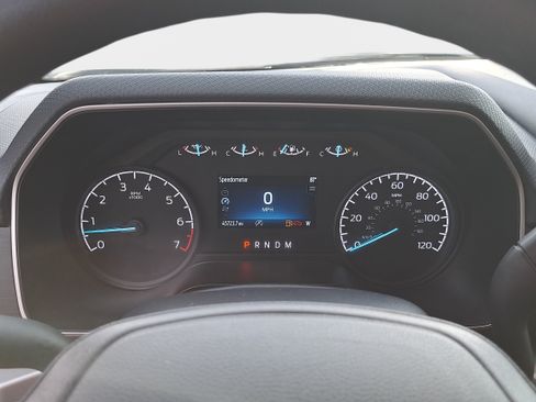 Used 2023 Ford F150 XLT AWD/4WD image 18