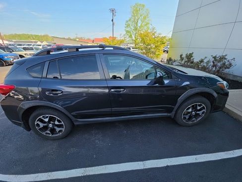 Used 2018 Subaru Crosstrek 2.0i Premium w/ Moonroof Package image 5