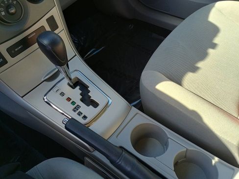 Used 2013 Toyota Corolla LE image 30