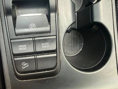 Used 2020 Hyundai Tucson SE w/ Winter Weather Package AWD/4WD image 18