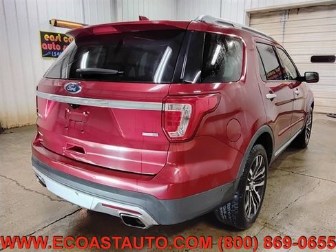 Used 2017 Ford Explorer Platinum image 3