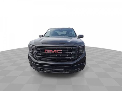 Used 2025 GMC Sierra 1500 Elevation image 3