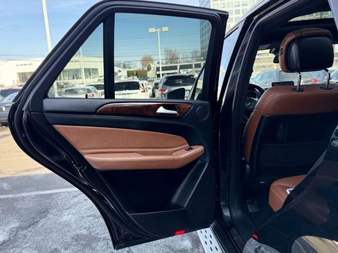 Used 2016 Mercedes-Benz GLE 400 4MATIC image 29