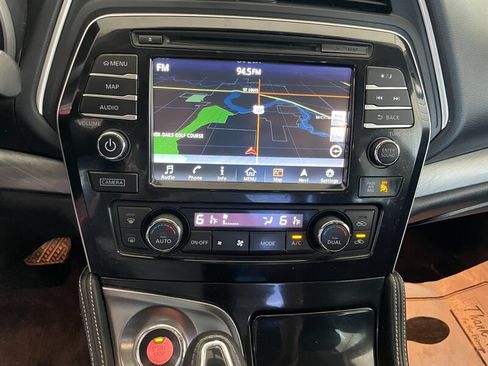 Used 2018 Nissan Maxima 3.5 SV FWD image 13