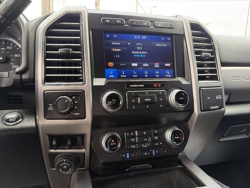 Used 2020 Ford F350 Platinum AWD/4WD image 39