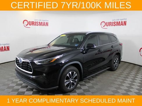 Used 2023 Toyota Highlander XLE AWD/4WD image 3