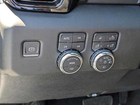 Used 2023 GMC Sierra 1500 AT4X w/ AT4X AEV Edition AWD/4WD image 23