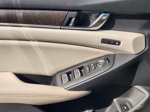 Used 2019 Honda Accord EX-L image 23
