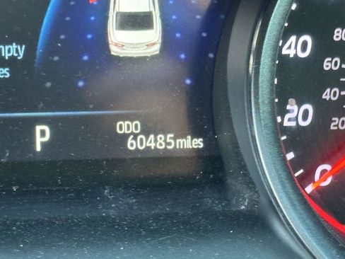 Used 2023 Toyota Camry XSE FWD image 13