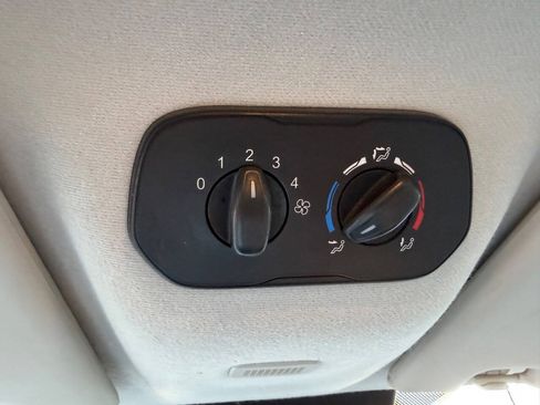 Used 2017 Ford Transit 350 XL RWD image 36