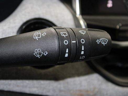 Used 2024 Jeep Compass Latitude image 22