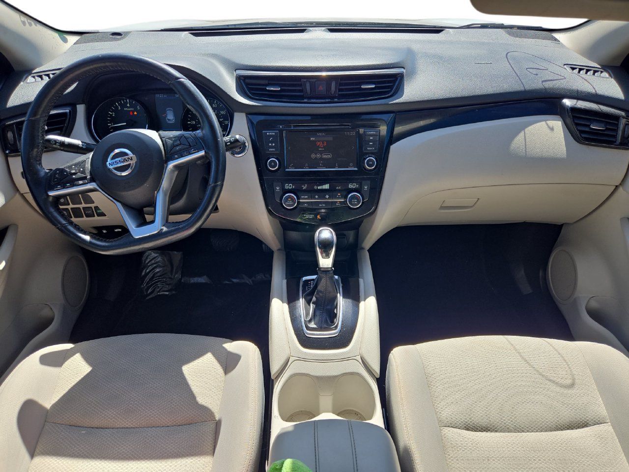 Used 2021 Nissan Rogue Sport SV FWD image 9