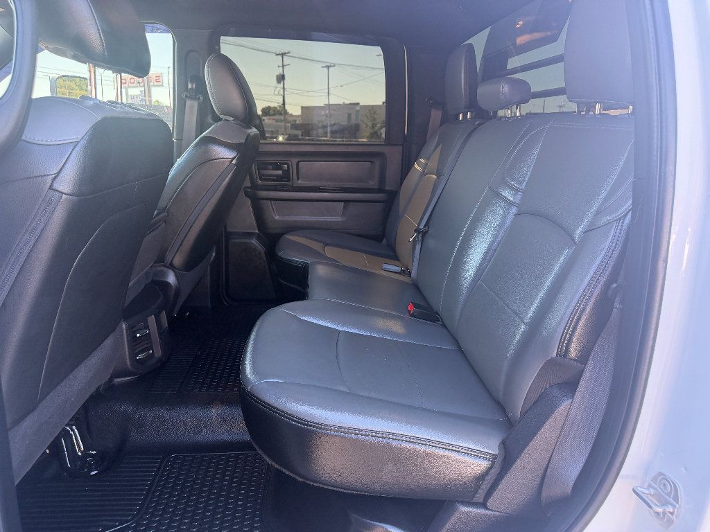 Used 2022 RAM 3500 Tradesman w/ Chrome Appearance Group RWD image 22