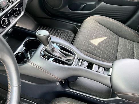 Certified 2024 Honda HR-V Sport image 48