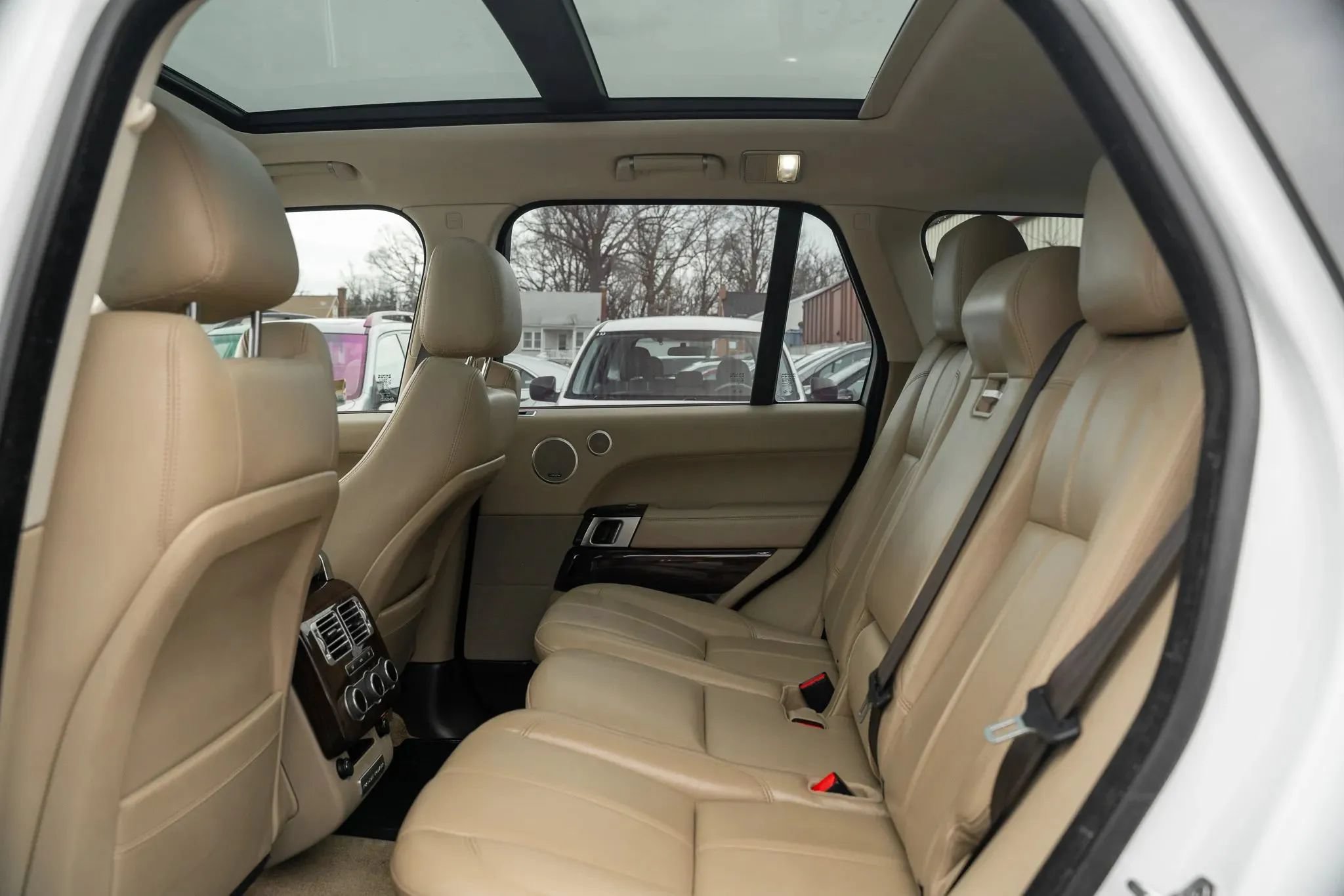 Used 2016 Land Rover Range Rover AWD/4WD image 8