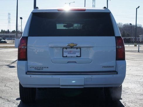Used 2019 Chevrolet Suburban Premier image 3