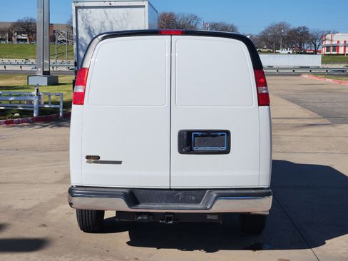 New 2024 Chevrolet Express 2500 w/ Driver Convenience Package image 12