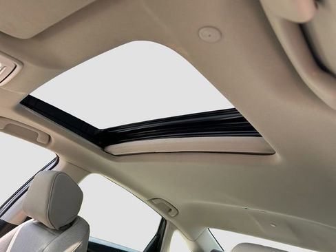Used 2025 Honda Accord SE image 18