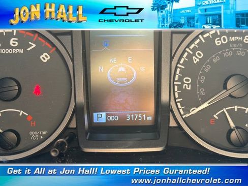 Used 2023 Toyota Tacoma TRD Off-Road w/ TRD Premium Off Road Package AWD/4WD image 22