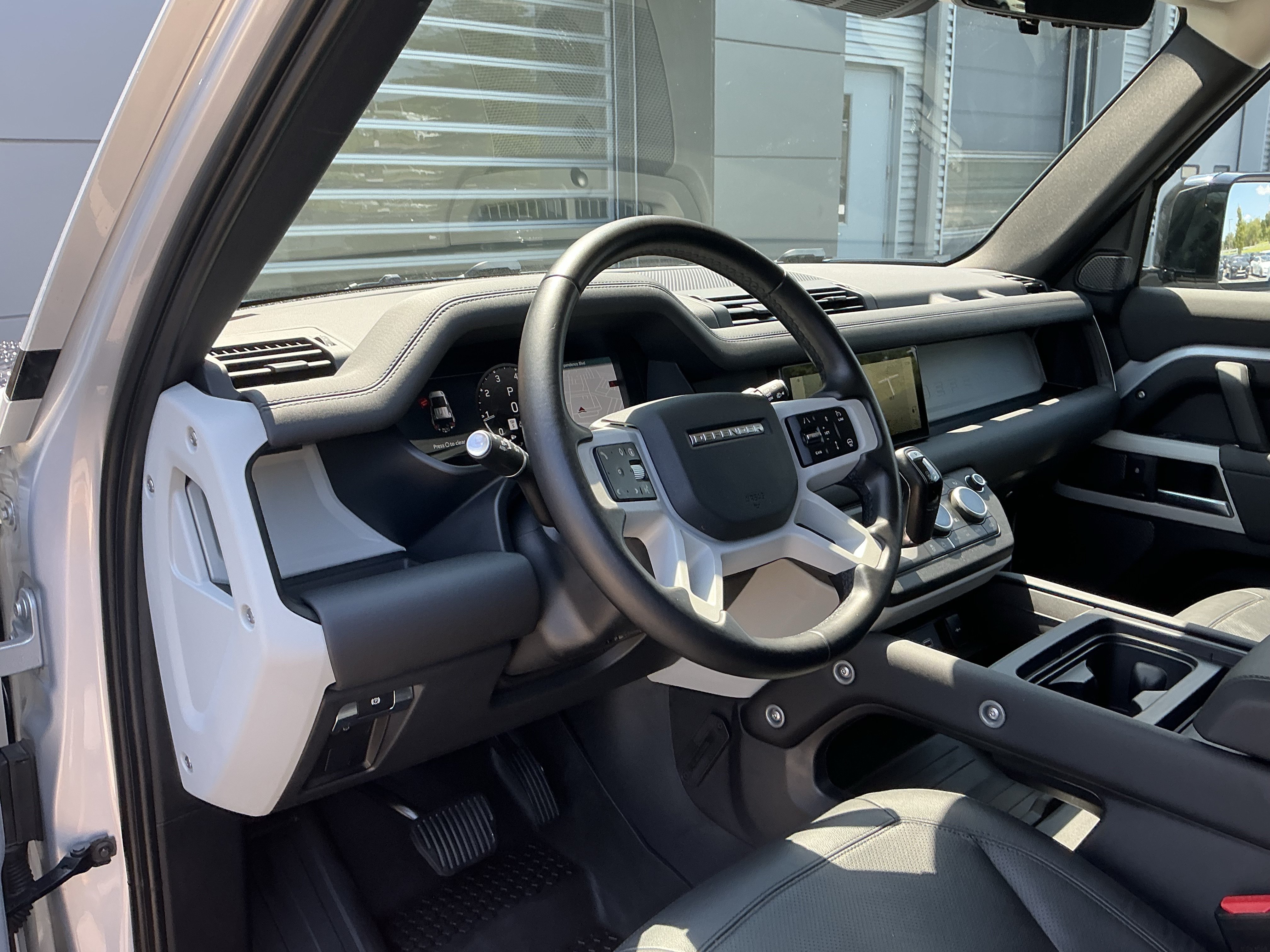Certified 2024 Land Rover Defender 110 S AWD/4WD image 17