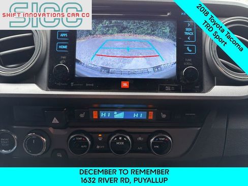 Used 2018 Toyota Tacoma TRD Sport image 19