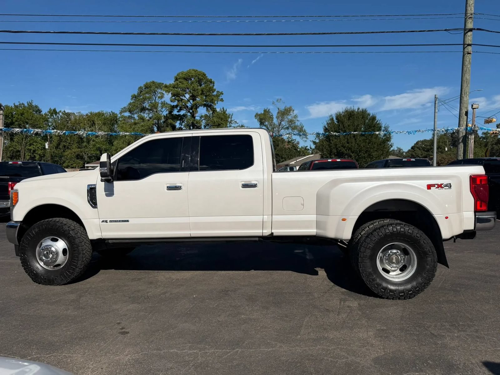 Used 2019 Ford F350 King Ranch w/ King Ranch Ultimate Package AWD/4WD image 13