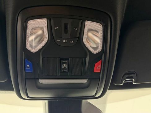 New 2026 RAM 1500 4x4 Crew Cab image 19