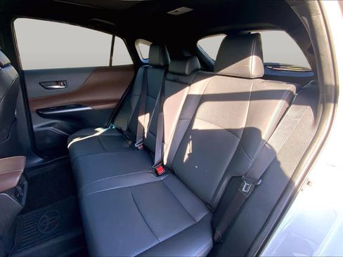 Used 2023 Toyota Venza Limited AWD/4WD image 20