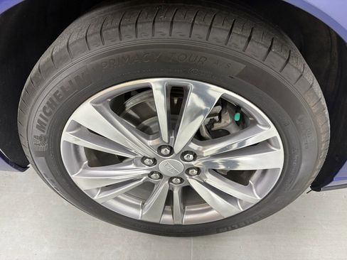 Used 2024 Cadillac XT6 Premium Luxury image 11