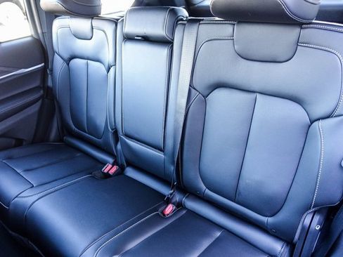 New 2025 Jeep Grand Cherokee Limited image 24