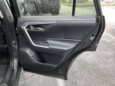Used 2019 Toyota RAV4 XLE Premium w/ Advanced Technology Package FWD image 6