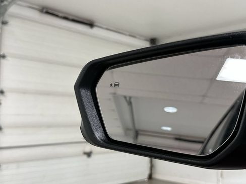 Used 2024 Chevrolet Equinox LT AWD/4WD image 46