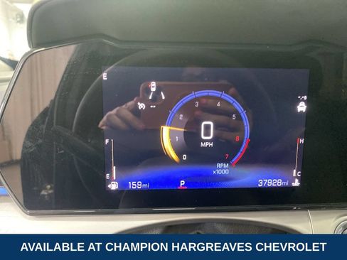 Used 2025 Chevrolet Trax LT FWD image 14