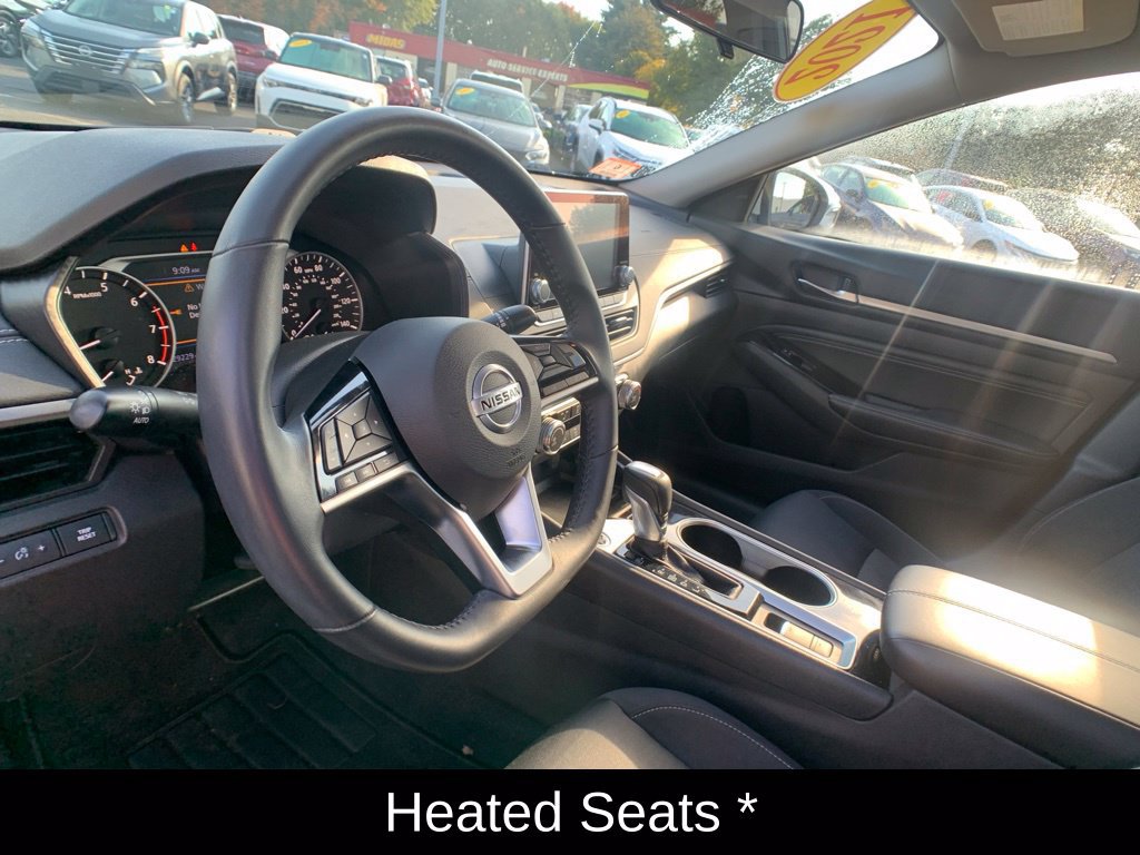 Certified 2021 Nissan Altima 2.5 SV w/ SV Premium Package FWD image 16