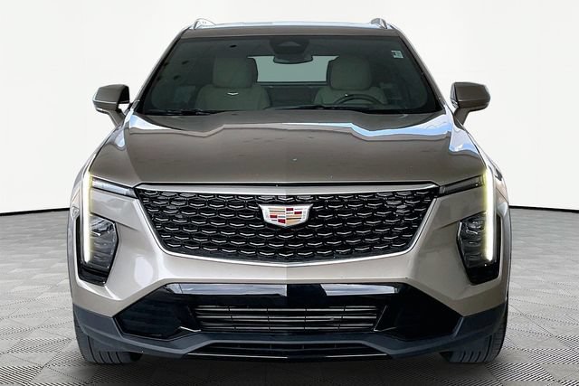 Certified 2024 Cadillac XT4 Premium Luxury FWD image 2