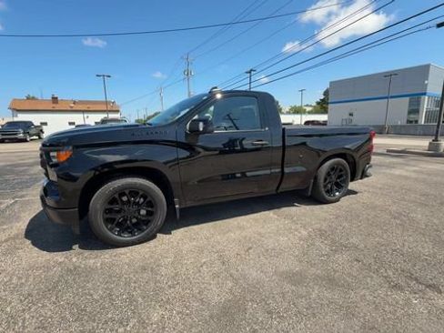 Used 2025 Chevrolet Silverado 1500 W/T w/ WT Safety Package AWD/4WD image 4