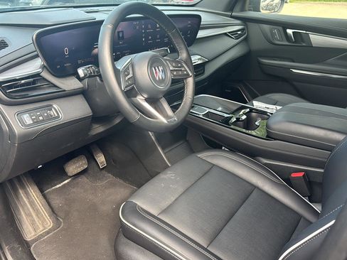 Used 2026 Buick Enclave Preferred AWD/4WD image 11