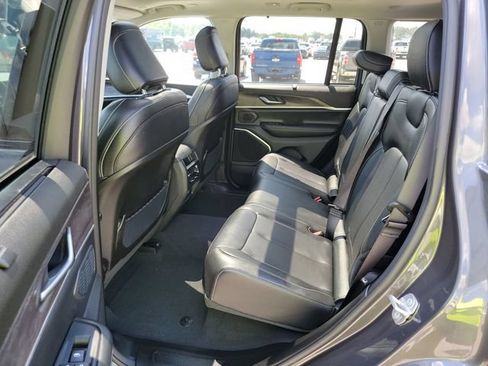 Used 2024 Jeep Grand Cherokee Limited 4xe AWD/4WD image 9
