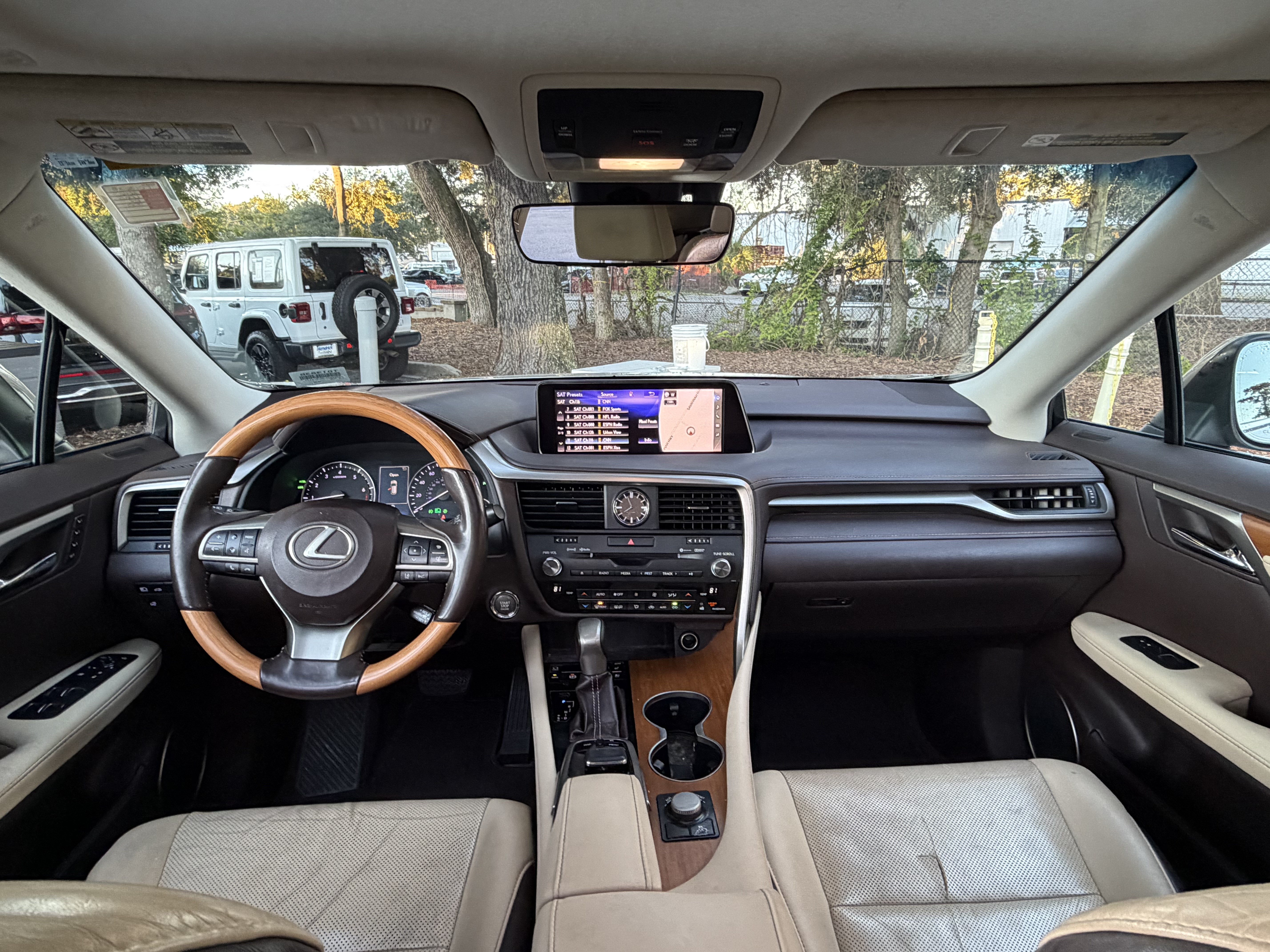 Used 2016 Lexus RX 350 FWD w/ Premium Package image 32