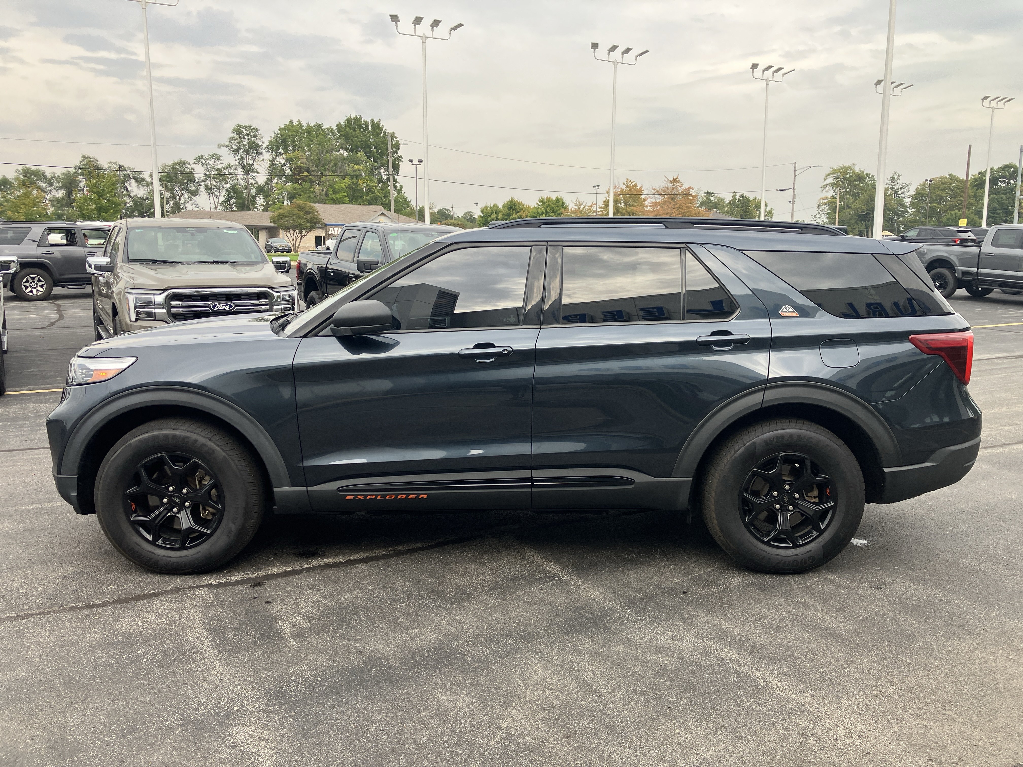 Used 2022 Ford Explorer Timberline AWD/4WD image 4
