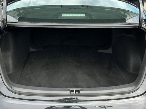 Used 2024 Toyota Corolla LE image 25