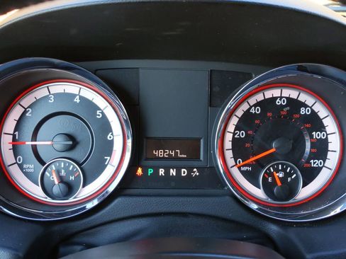 Used 2018 Dodge Grand Caravan SXT FWD image 23