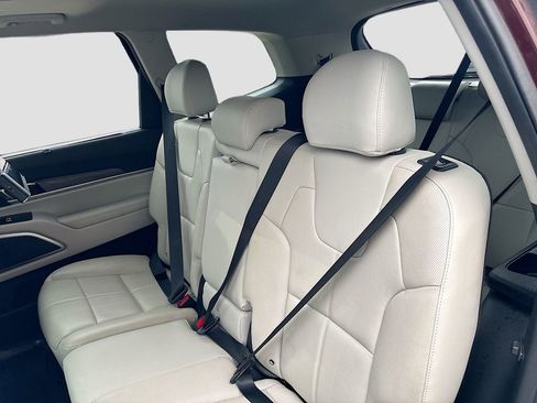 Used 2022 Kia Telluride EX image 26
