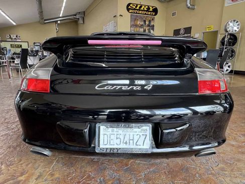 Used 2003 Porsche 911 Carrera 4 AWD/4WD image 10